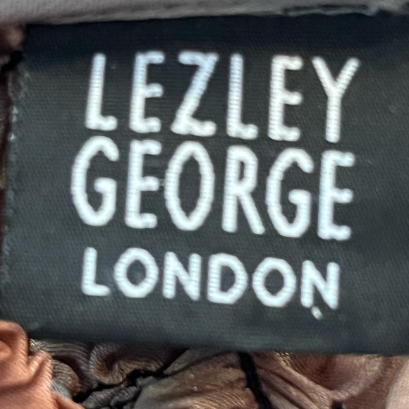 Tan Brown Black Blouse Ombre Style High Collar by Lezley George London M-L - Picture 5 of 7
